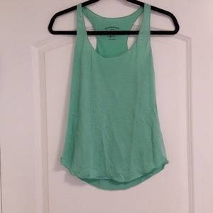 FLOWY TANK TOP